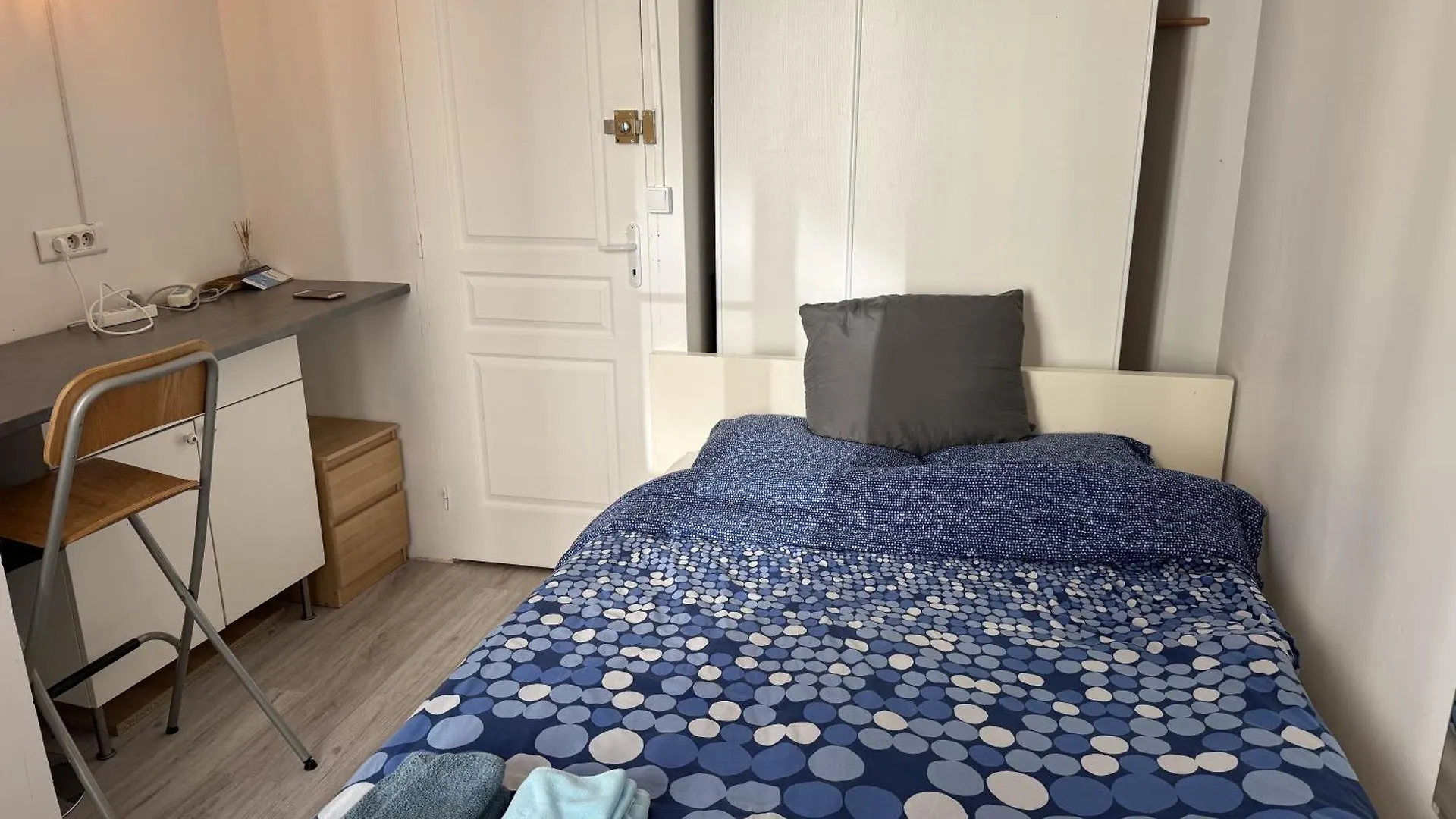 Appartement Studio Paris 15E D - Tour Eiffel Roland Garros