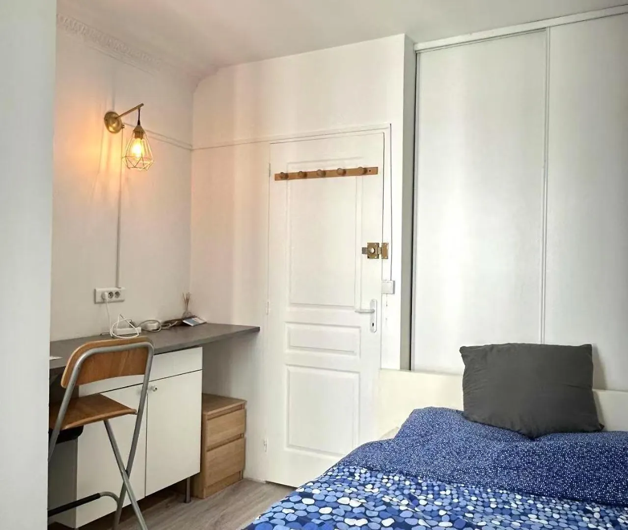 Appartement Studio Paris 15E D - Tour Eiffel Roland Garros